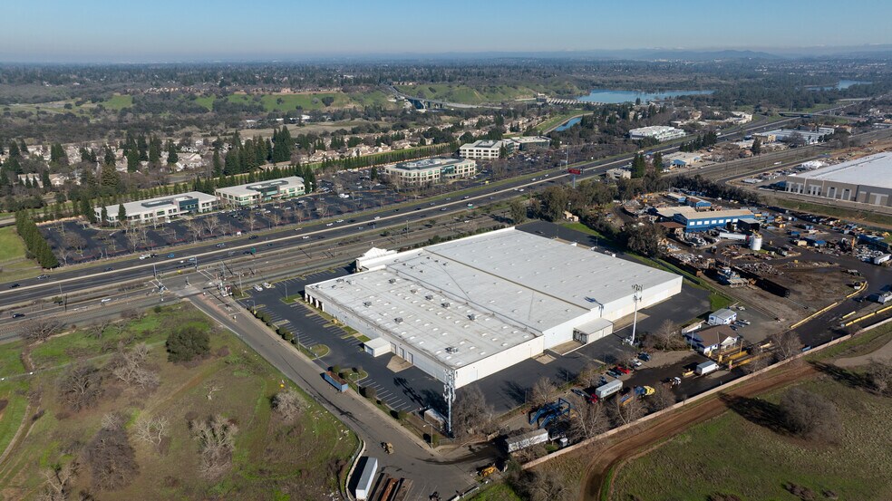 More Photos Of 11840 Folsom Blvd, Rancho Cordova Manufacturing For Sale