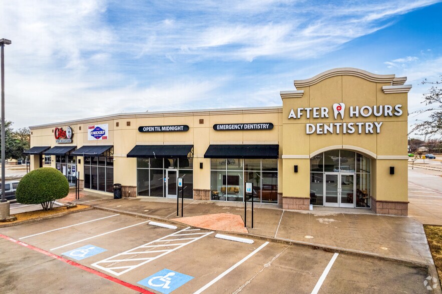 More Photos Of 3937 N Central Expy, Plano General Retail For Lease