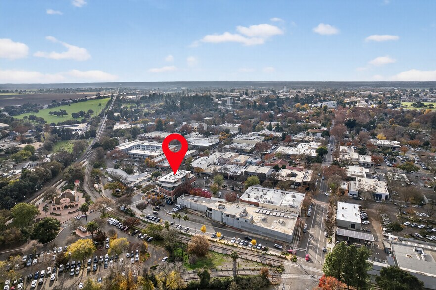 More Photos Of 801-803 2nd St, Davis Office For Lease