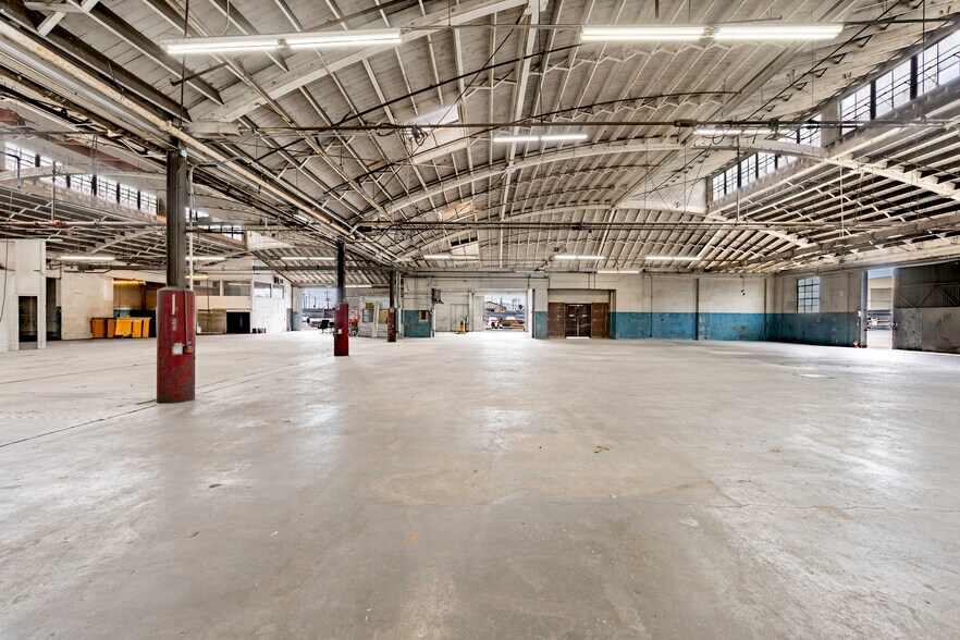 More Photos Of 1700 W Anaheim St, Long Beach Manufacturing For Lease
