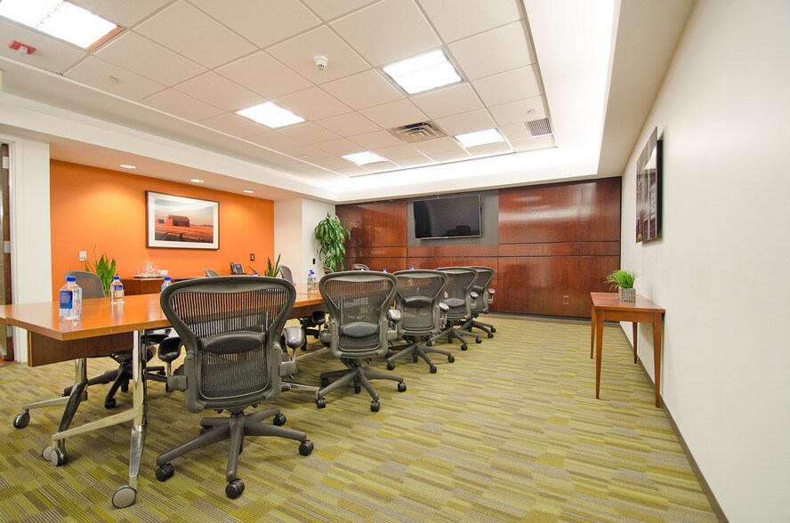 More Photos Of 600 Mamaroneck Ave, Harrison Office For Lease