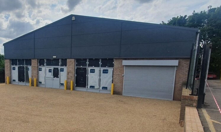 More Photos Of Hogg Ln, Grays Warehouse For Lease