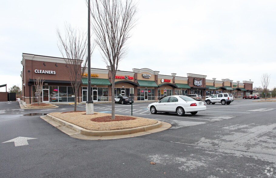 More Photos Of 4949 Lanier Islands Pkwy, Buford Unknown For Lease