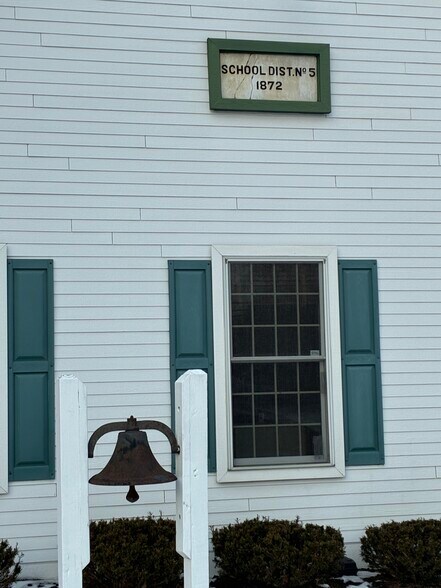 More Photos Of 1011 Hoosick Rd, Troy Storefront Retail Residential For Sale