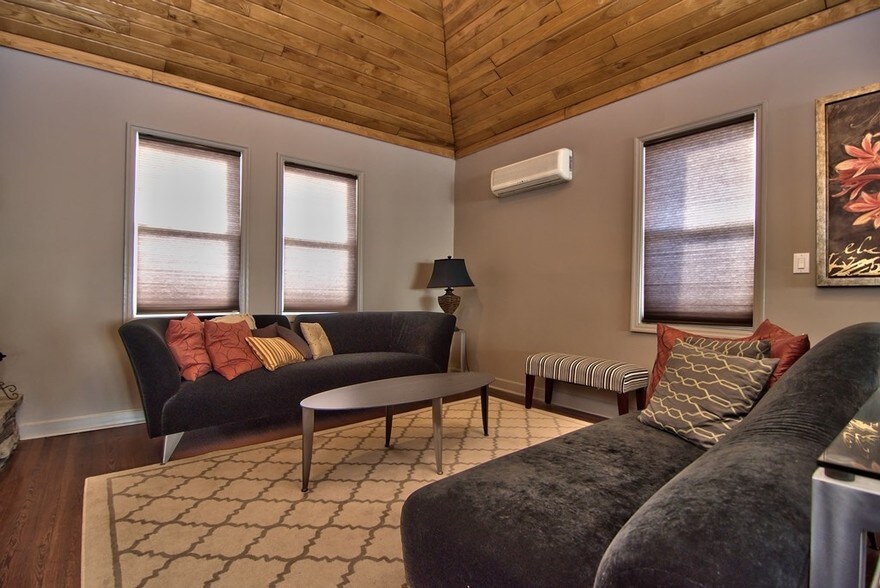 More Photos Of 924 S Main Ave, Scranton General Retail For Sale