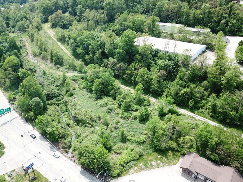 More Photos Of 700 Rodi Rd, Pittsburgh Auto Repair For Sale