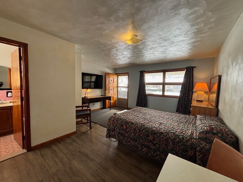 More Photos Of 212 Buffalo St, Gowanda Hotel For Sale