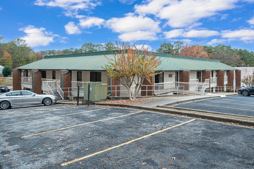 More Photos Of 1572 Montgomery Hwy, Birmingham Office For Lease