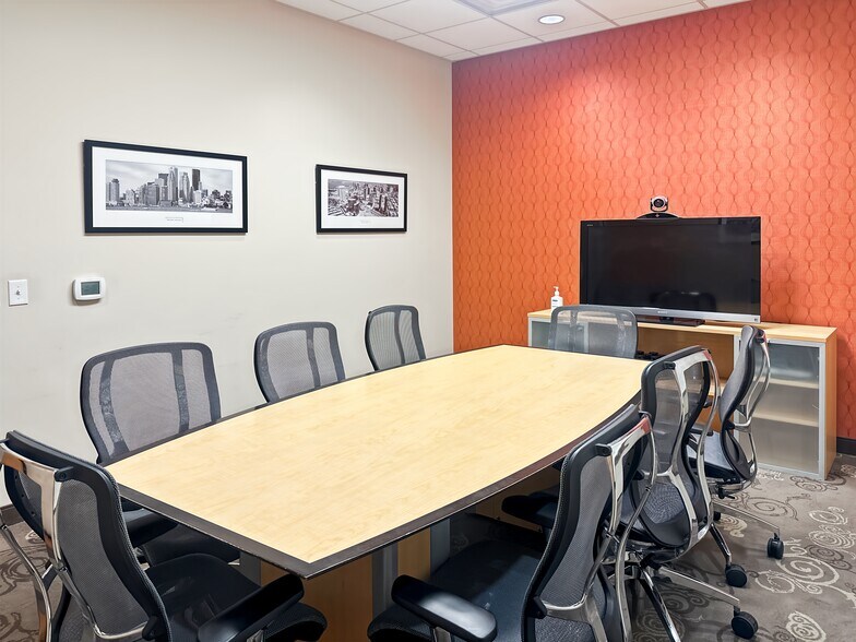 More Photos Of 410 S Rampart Blvd, Las Vegas Coworking Space