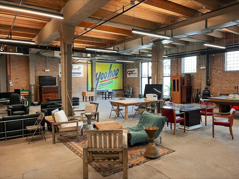 More Photos Of 4130-4150 S Wabash Ave, Chicago Manufacturing For Sale