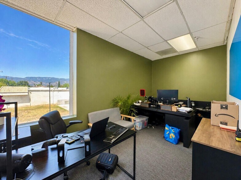 More Photos Of 909 N D St, San Bernardino Office For Sale