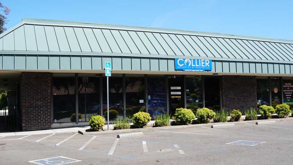 More Photos Of 3830 Auburn Blvd, Sacramento Office For Sale