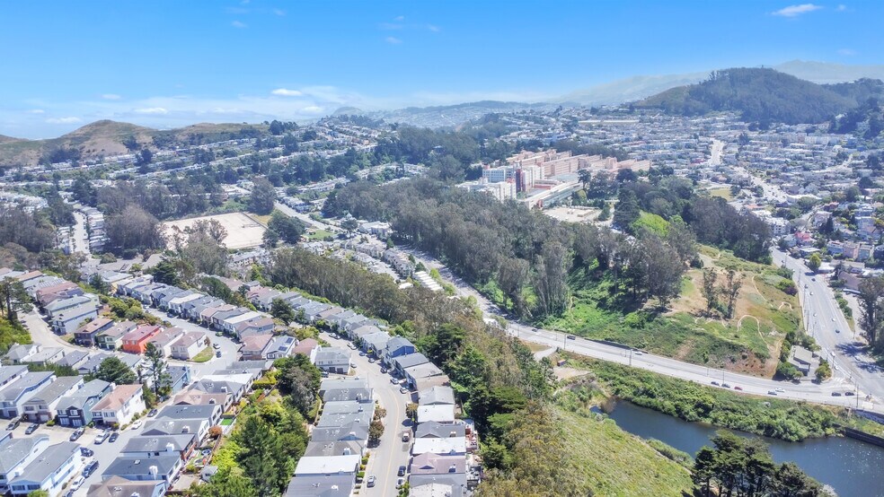 More Photos Of 301-397 Warren Dr, San Francisco Land For Sale