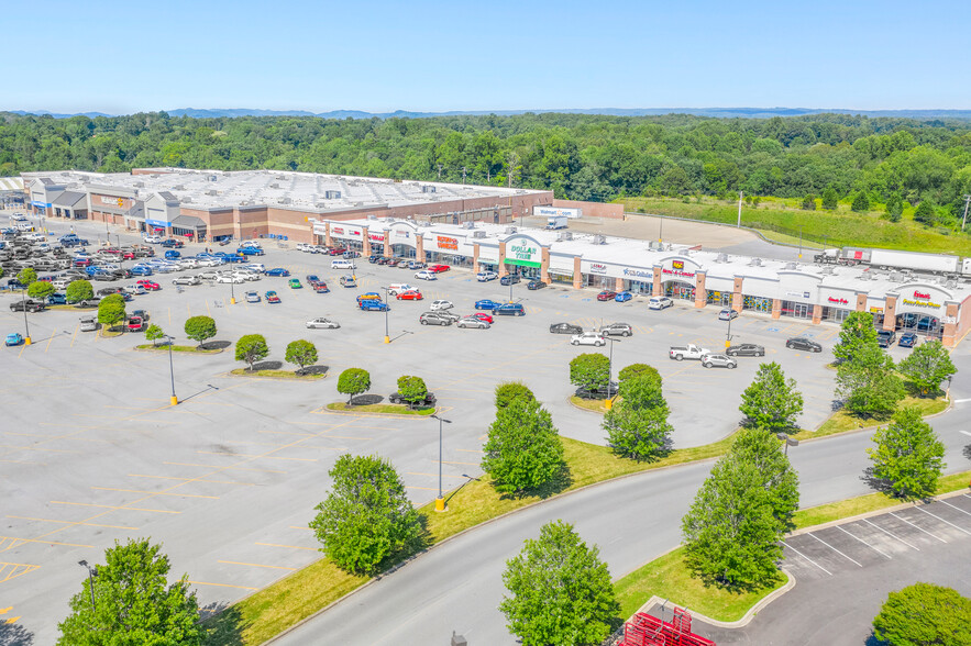 Primary Photo Of 114 Fayette Town Center Rd, Fayetteville Unknown For Lease