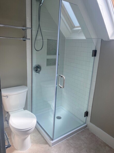 More Photos Of 194 Charlotte St, Rochester Apartments For Sale