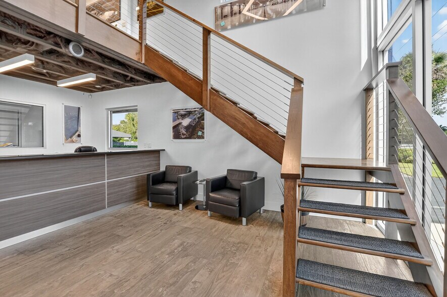 More Photos Of 442 NW 35th St, Boca Raton Office For Sale