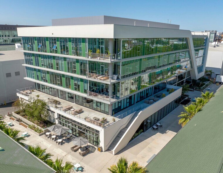 Primary Photo Of 1041 N Formosa Ave, West Hollywood Loft Creative Space For Lease