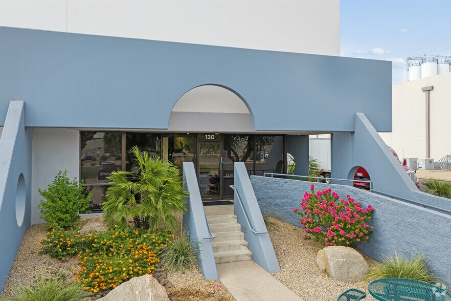 More Photos Of 4441 W Polk St, Phoenix Manufacturing For Lease