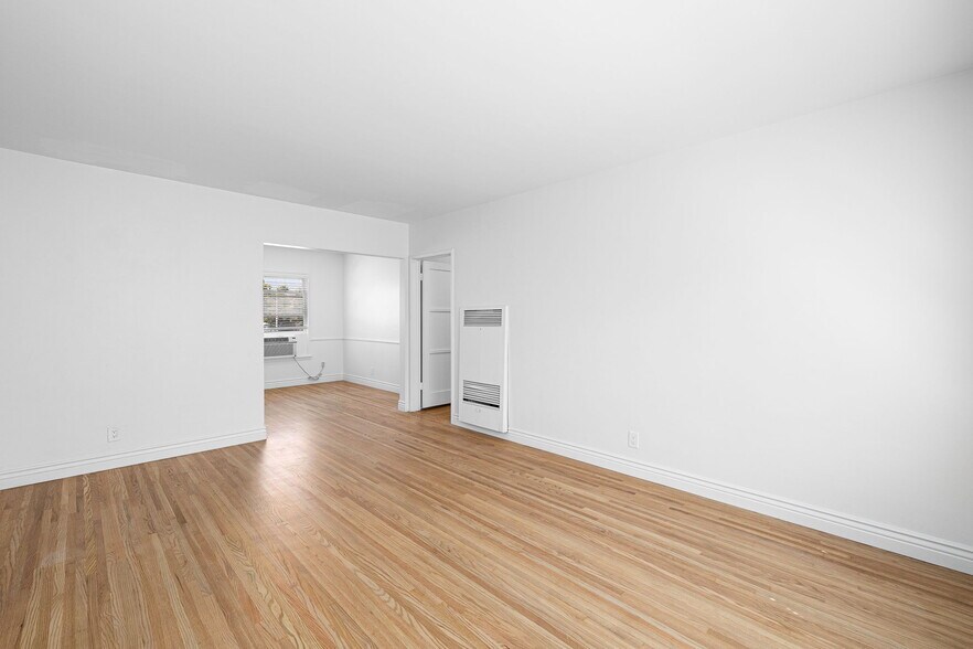 More Photos Of 1458 E Wilson Ave, Glendale Apartments For Sale