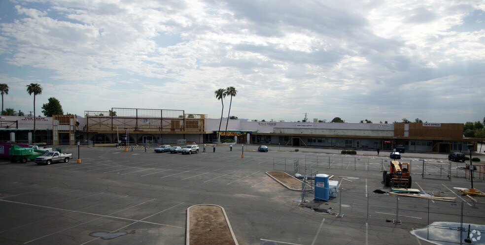 More Photos Of 4105 N 51st Ave, Phoenix General Retail For Lease