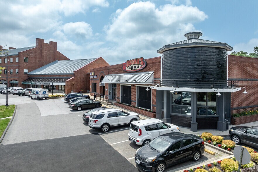 Primary Photo Of 8028 Ritchie Hwy, Pasadena Unknown For Lease