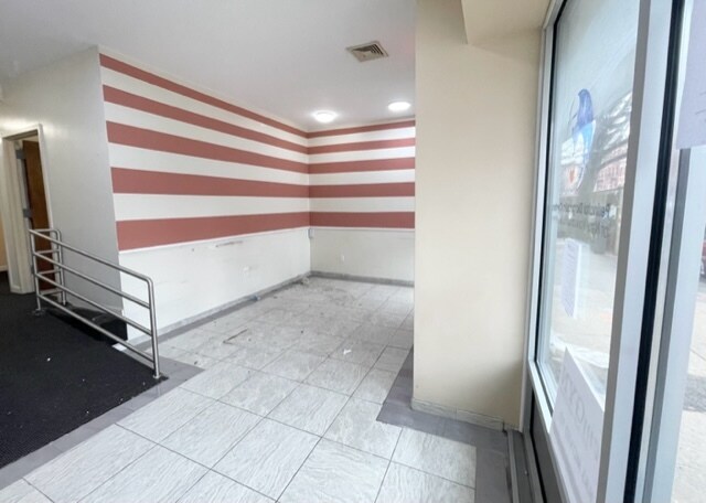 More Photos Of 175 7th Ave, Brooklyn Storefront Retail Residential For Lease