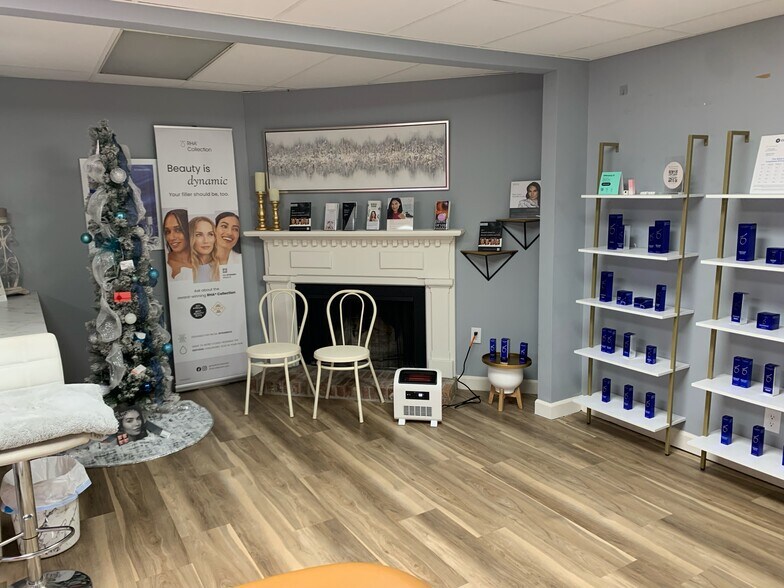 More Photos Of 219 8th St N, Columbus Office Residential For Sale