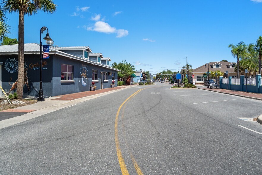 More Photos Of 508 Citrus Ave, Crystal River Restaurant For Sale