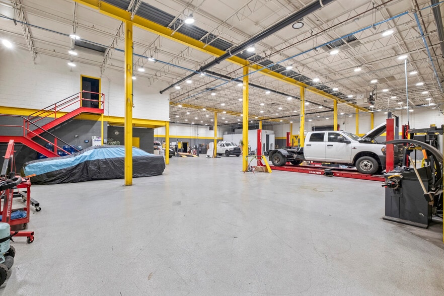 More Photos Of 1529 N 31st Ave, Melrose Park Truck Terminal For Lease
