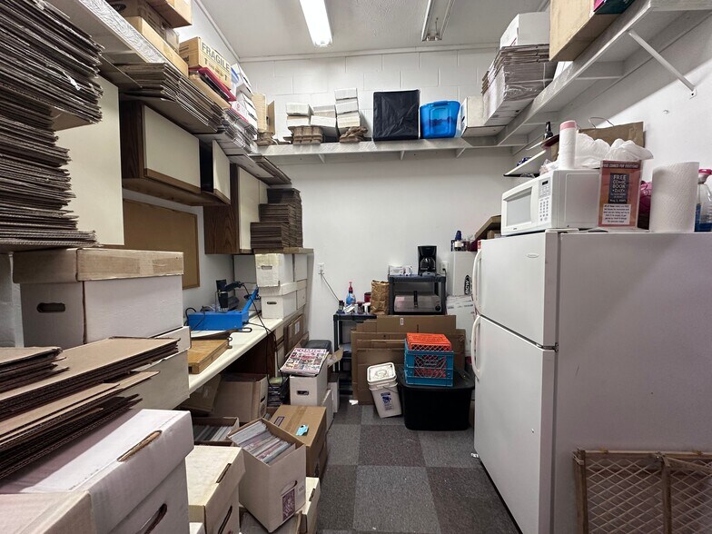 More Photos Of 966 W South Airport Rd, Traverse City Freestanding For Sale