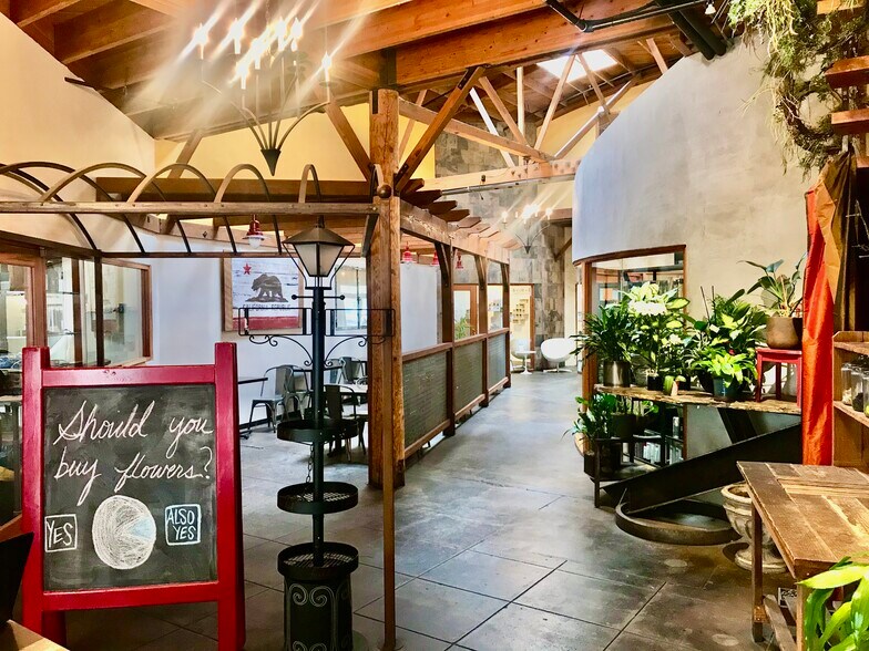 More Photos Of 205 5th St, Santa Rosa Freestanding For Sale