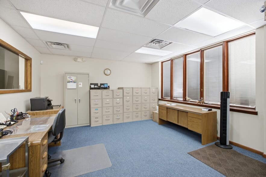 More Photos Of 3519 Bigelow Blvd, Pittsburgh Office For Sale