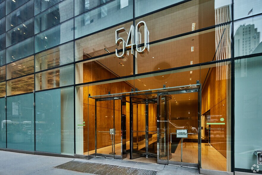 More Photos Of 540 Madison Ave, New York Coworking Space
