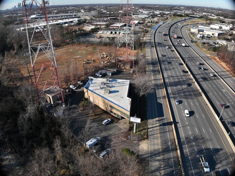 More Photos Of 4800 Reagan Dr, Charlotte Office For Sale