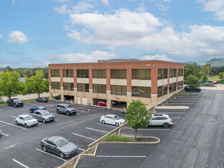 More Photos Of 4755 Lake Forest Dr, Blue Ash Office For Lease