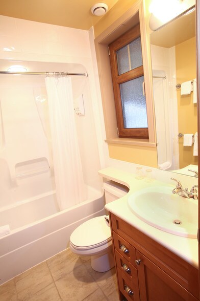 More Photos Of 3012 Alpine Cres, Whistler Hospitality For Sale