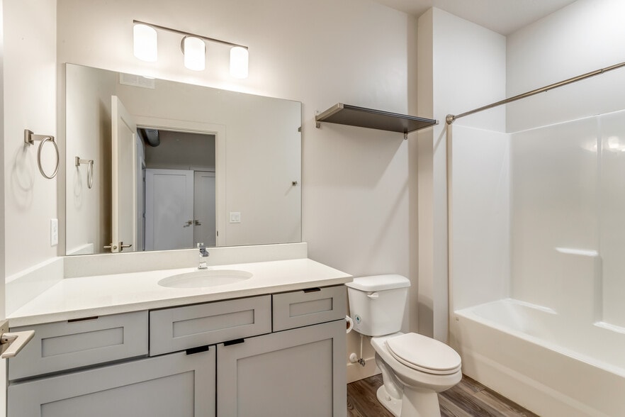 More Photos Of 606 W North Temple, Salt Lake City Apartments For Sale