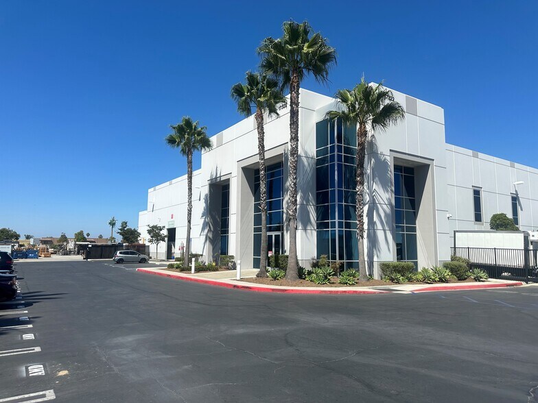 Primary Photo Of 17322 Gothard St, Huntington Beach Warehouse For Lease