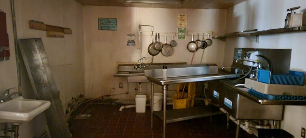 More Photos Of 2918 Bragg Blvd, Fayetteville Restaurant For Lease