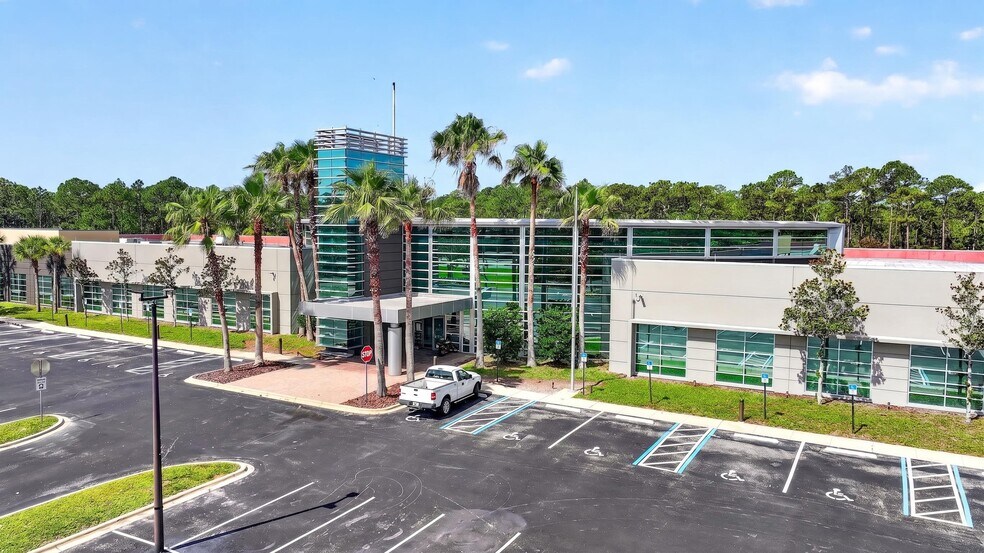More Photos Of 470 Destination Daytona Ln, Ormond Beach Office For Sale