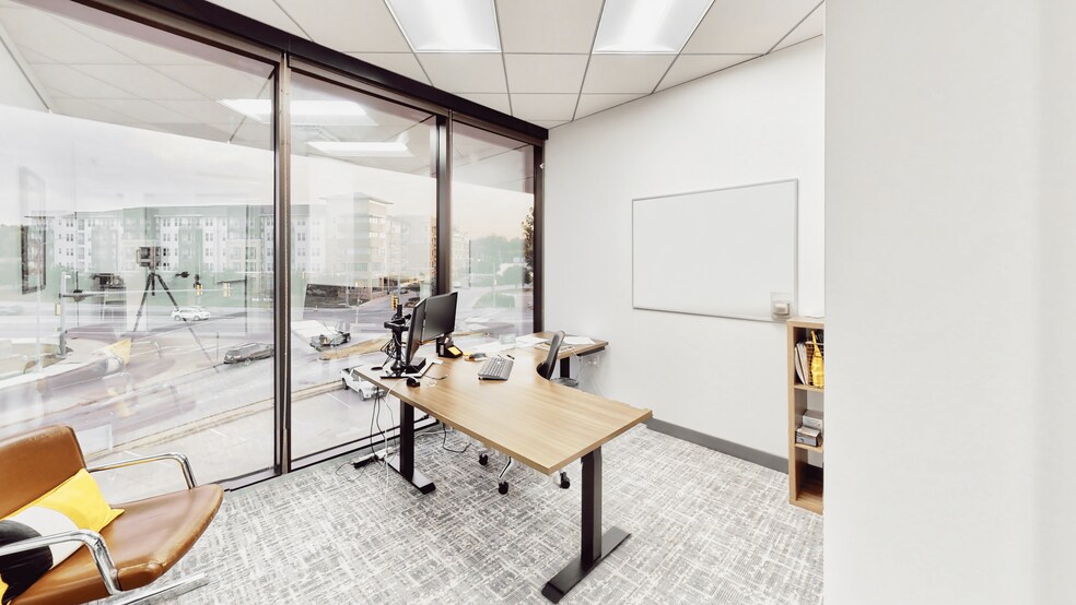 More Photos Of 3909 Hulen St, Fort Worth Office For Lease