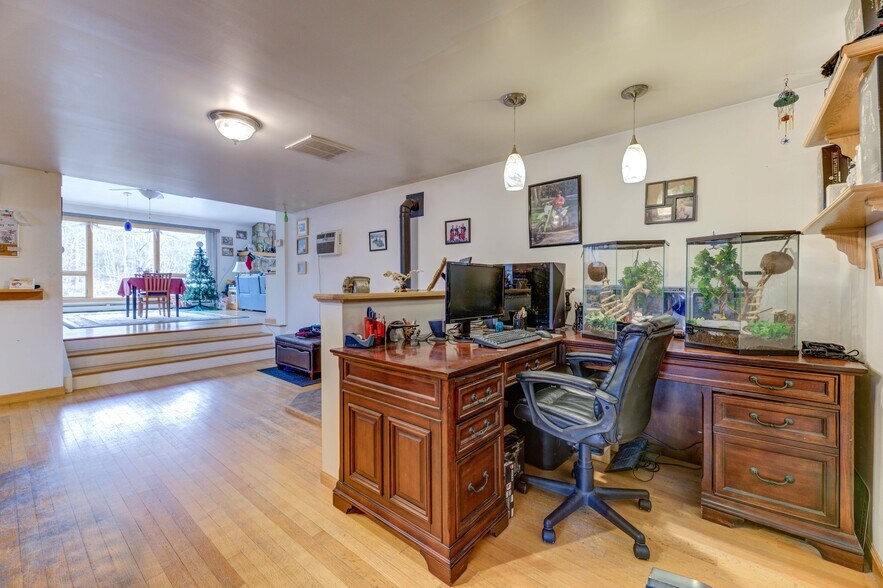 More Photos Of 160 Creamery Rd, Greenville Restaurant For Sale