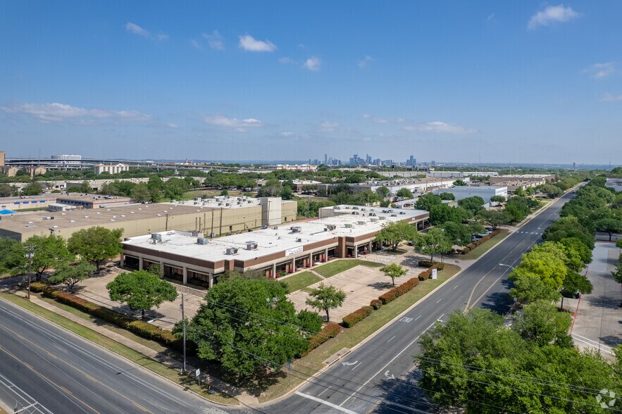 More Photos Of 4210 S Industrial Dr, Austin Light Distribution For Lease