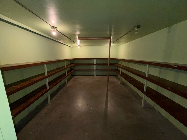 More Photos Of 8806-8810 Renton Ave, Seattle Flex For Lease