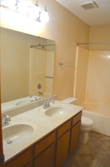 More Photos Of tazwell drive, Louisville Multifamily For Sale