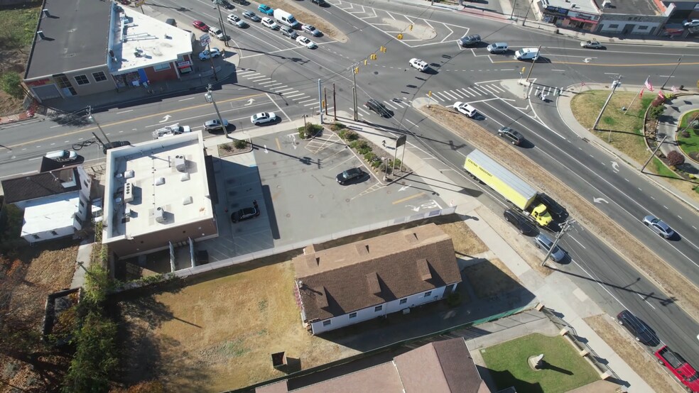 More Photos Of 66 S Franklin St, Hempstead Freestanding For Lease