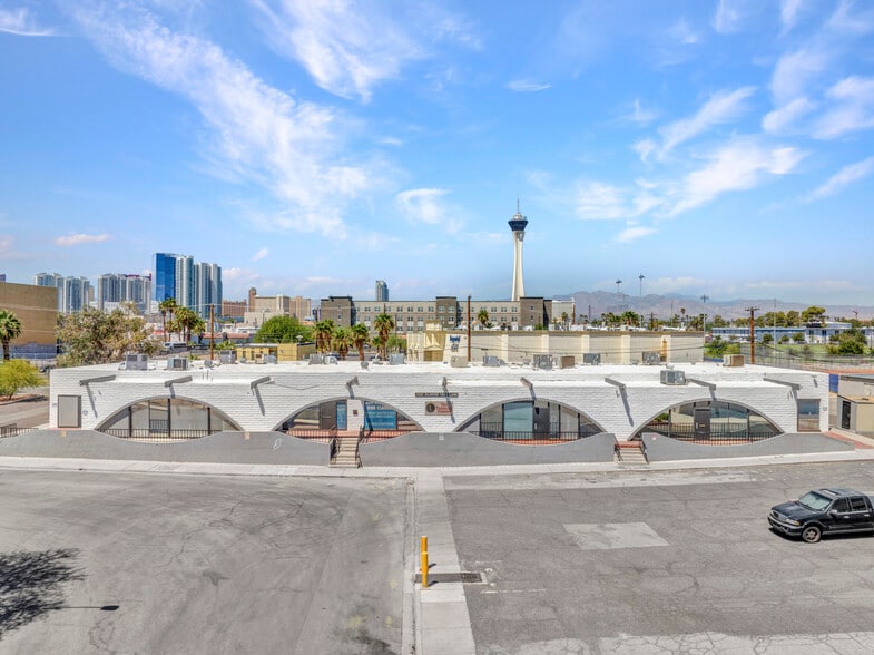 More Photos Of 1120 Almond Tree Ln, Las Vegas Loft Creative Space For Sale