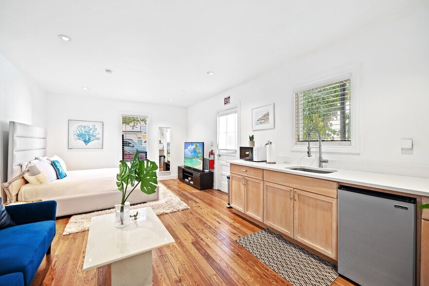More Photos Of 36 Phoenetia Ave, Coral Gables Apartments For Sale