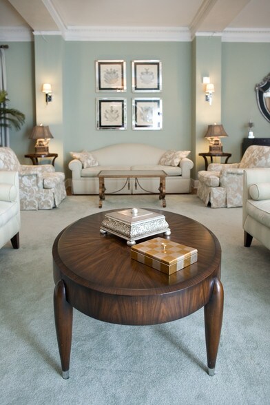 More Photos Of 204 N Buchanan Blvd, Durham Hotel For Sale