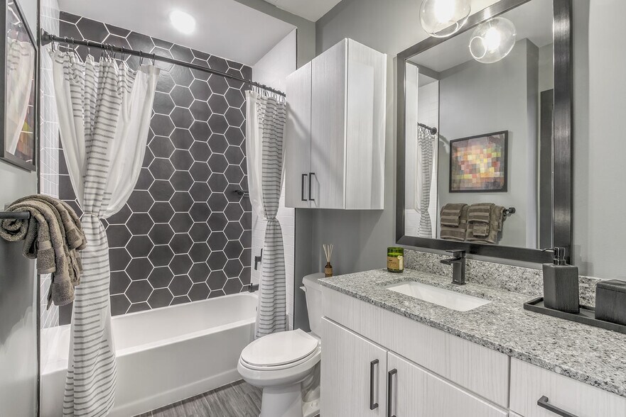 More Photos Of 1425 Winnifred St, Charlotte Apartments For Lease